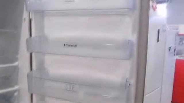 Холодильник Hisense RD-41WC4SAS смотреть онлайн