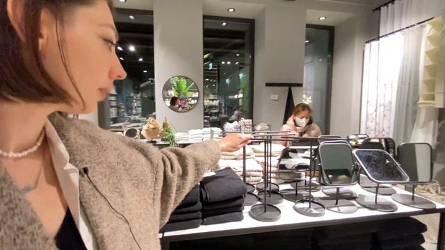 ВЛОГ ДИЗАЙНЕРА ИНТЕРЬЕРА | Обзор шоурума H&M HOME в Санкт-Петербурге смотреть онлайн