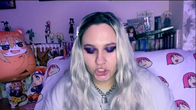 Обзор на аниме карточки, или я нашла новый способ куда потратить деньги.