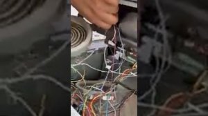 Замена стеклокерамической панели на электроплите Дарина