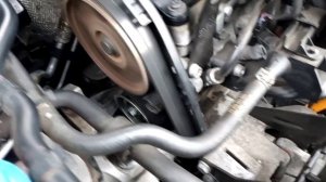 Шум ремень ГРМ (1.6 BSE) силиконовый спрей.Odstraňte hluk rozvodového řemene pomocí silikonového sp