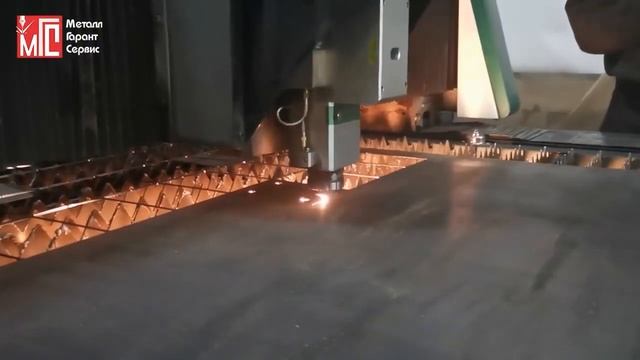 Резка металла на станке лазерной резки