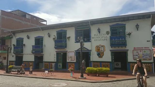 Guatape, Colombia - Most Colorful Pueblo In All Antioquia Colombia