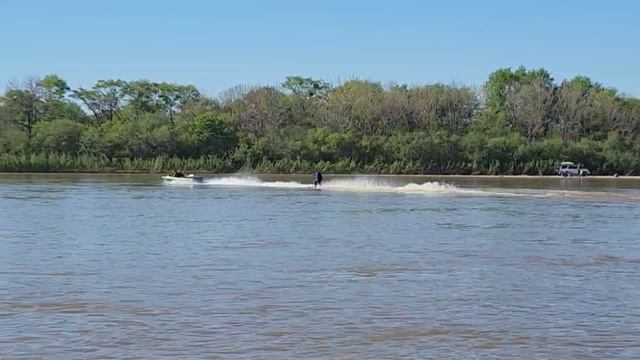 водные лыжи 2024 смотреть онлайн