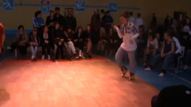 House dance Оля Алимбекова vs Лиля Агаркова(win) смотреть онлайн