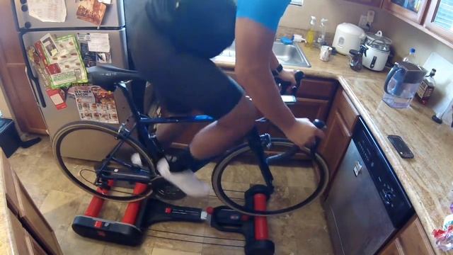 Elite Quick Motion Rollers short test смотреть онлайн