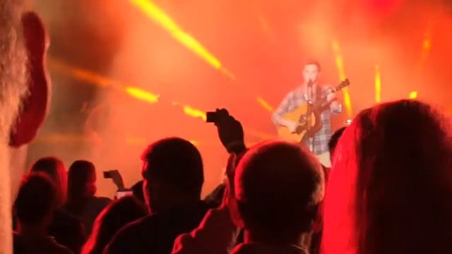 Phillip Phillips Gone Gone Gone Live at St Augustine Amphitheater смотреть онлайн