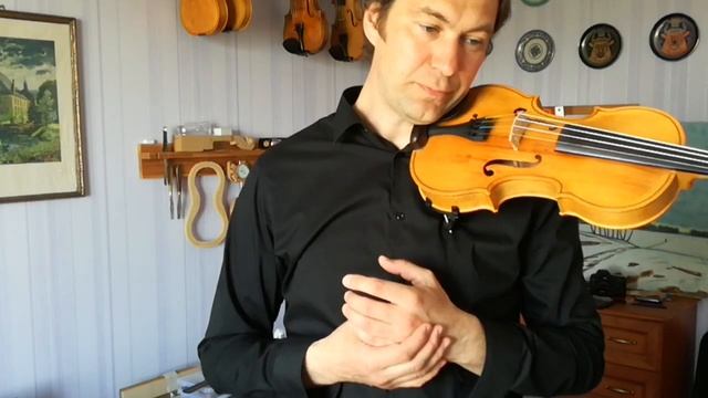 Упражнения на скрипке для начинающих Ч. 1/8: как держать скрипку смотреть онлайн