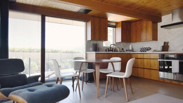 How To Decorate MID-CENTURY MODERN // Interior Colors, Shapes, And Materials For The Mid-Mod Vibe!