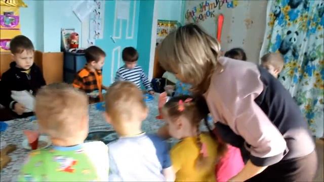 Мастер класс в группе Ромашки Тема Пирожные смотреть онлайн