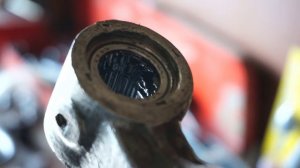 ГАЗ 2410 Замена шкворня и игольчатого подшипника подвески Волги.