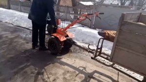 Прицеп из муравья для мотоблока и автомобиля