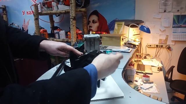 СА100 КРАСНАЯ ЗВЕЗДА ? насадка Тяпка, вставляем трубку штангу в редуктор. смотреть онлайн