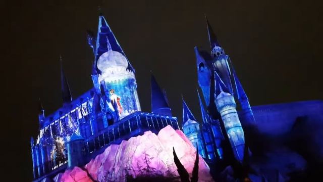 Япония Осака Юниверсал парк Хогвард смотреть онлайн