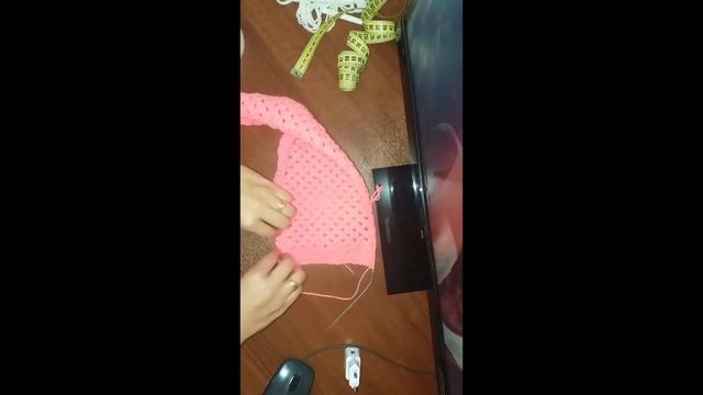 Детская кофточка спицами (на девочку 1-1,5 годика). Часть 1. смотреть онлайн