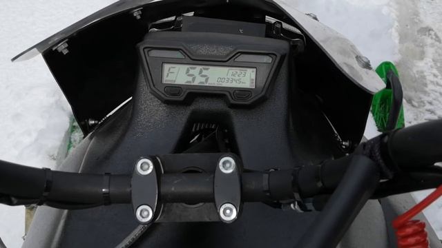 Максимальная скорость 59км/ч на вывешенной гусянке снегоход Irbis SF150L смотреть онлайн