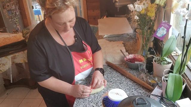 Пирожки с разными начинками.Просто нельзя оторваться смотреть онлайн