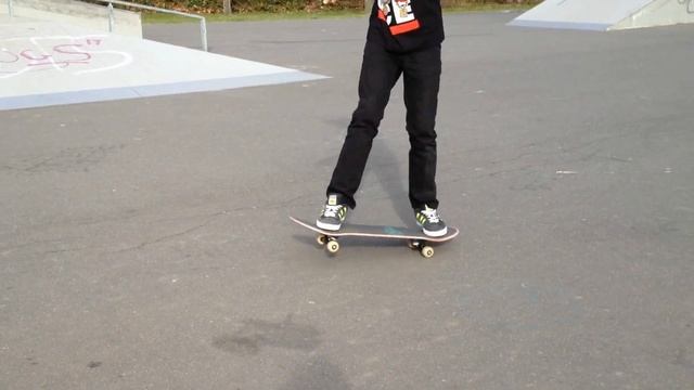 One day Skateboarding Mendig смотреть онлайн