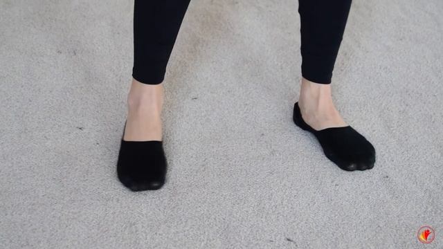 БАЗОВЫЕ ПОЛОЖЕНИЯ НОГ В ЧЕРЛИДИНГЕ | ЧИРЛИДИНГ ДЛЯ НАЧИНАЮЩИХ | ЧЕРЛИДИНГ КЛУБ «CHEER LIFE» смотреть онлайн