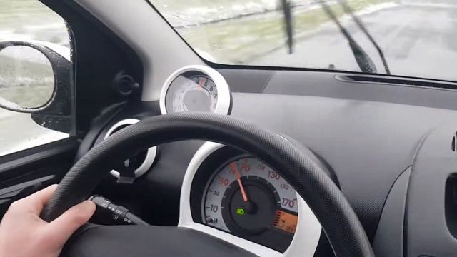 Acceleration Peugeot 107 0-100kmh смотреть онлайн