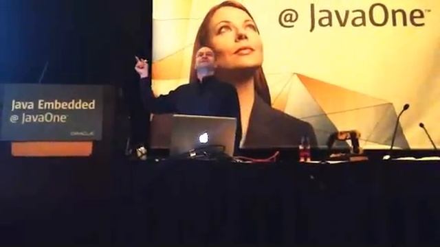 Java One: Oracle Raspberry Pi overview смотреть онлайн