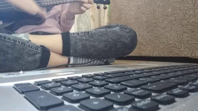 Я урод - Tenderlybae (cover by neлbmeшuk404) смотреть онлайн