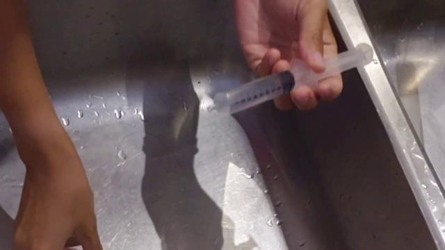 Tubie2go - How Many mLs to Burst a Button? смотреть онлайн