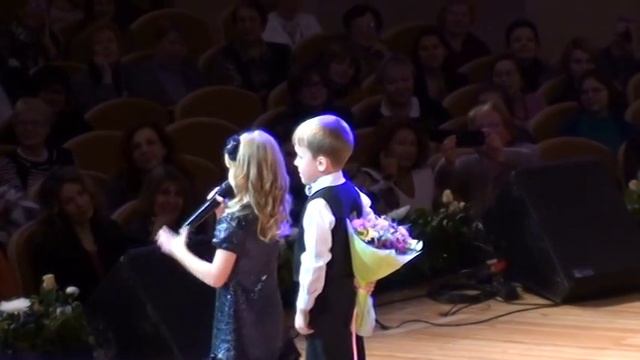 Мамочка мамуля Поют дети. Ансамль Зелёные фуражки. смотреть онлайн