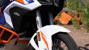 Honda Africa Twin 1100 DCT or KTM 1290 Super Adventure R?