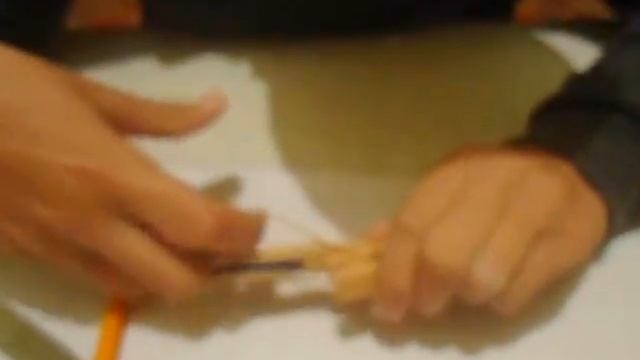 Пистолет из прищепки смотреть онлайн