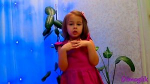 Дети читают стихи. Девочка 4-х лет читает стихотворения Эдуарда Асадова "Берегите своих детей"