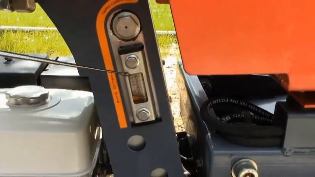 Xe cút kít tự động - DTrack 250 смотреть онлайн