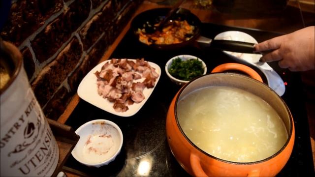 СУП ВЕНГЕРСКИЙ ПАПРИКАШ - самый ленивый суп в мире! смотреть онлайн