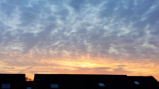 love Band Odessa Djanuri Yalla Sky Sun Clouds Air Sunrise Sunset Heaven Lucht Hemel Good Mood Music смотреть онлайн
