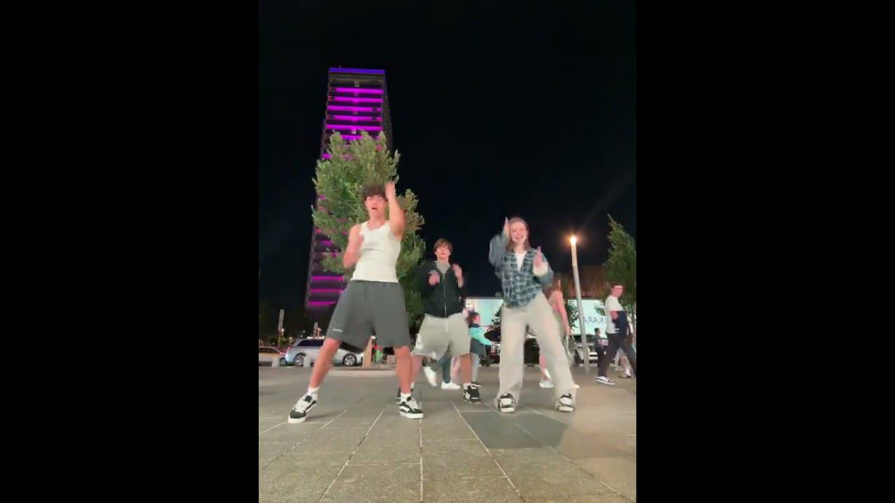 катиии, Женя Лизогуб и Яковка смотреть онлайн