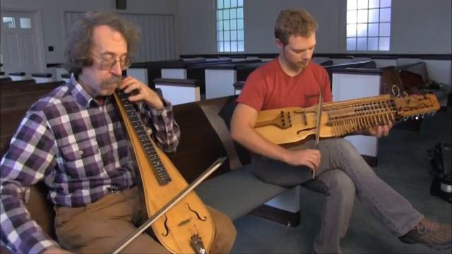 "Slangpolska efter Byss Calle" played on Bowed Dulcimer and Nyckelharpa смотреть онлайн