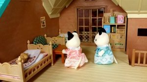 Семья черно-белых котов Сильваниан Фэмилис обзор новинки + мультик из игрушек