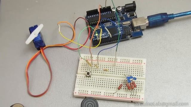 Электронный замок с iButton ключами на Arduino смотреть онлайн