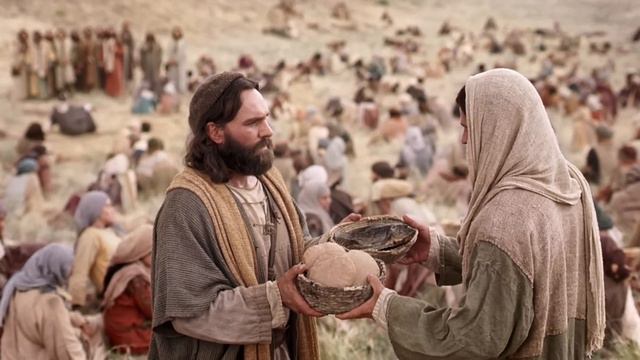 Matthew 14 | The Feeding of the 5,000 | The Bible смотреть онлайн