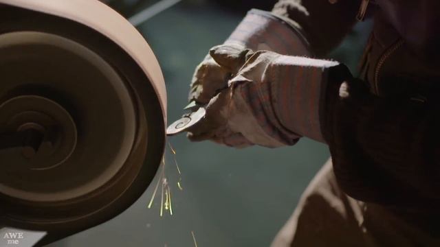 Yasuo's Blade - League of Legends - MAN AT ARMS: REFORGED смотреть онлайн