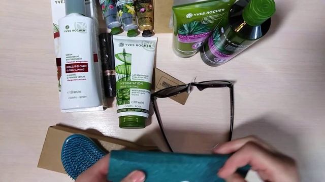 ДОЛГОЖДАННАЯ ПОСЫЛКА ОТ ИВ РОШЕ. ПОКУПКИ И ОЧЕНЬ МНОГО КРУТЫХ ПОДАРКОВ. смотреть онлайн