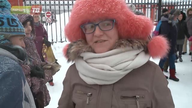 Рождественская всенощная служба и гулянья смотреть онлайн