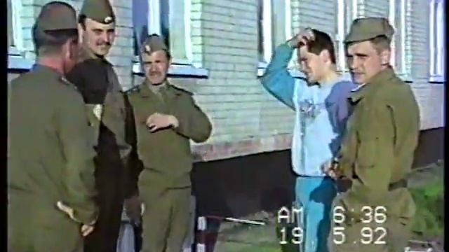 ЗГВ Фюрстенберг в/ч 89730 полк связи 2 центр май 1992г. часть 1 кто узнал себя отзовитесь. смотреть онлайн