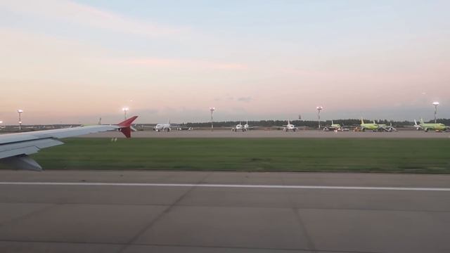 Airbus A321 а/к Red Wings | Рейс Москва - Сочи смотреть онлайн