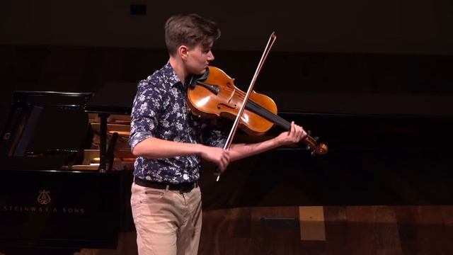 Bach: Partita No. 2 for Solo Violin in D minor (arr. Viola) - Sarabande, Gigue смотреть онлайн