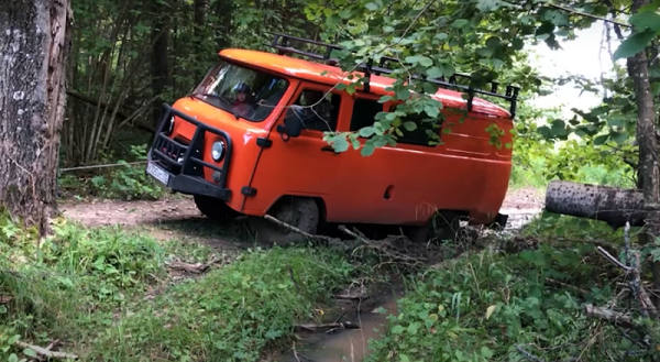 Обзор УАЗ буханка ЭКСПЕДИЦИЯ_ семейный квадроцикл на 7 мест.mp4
