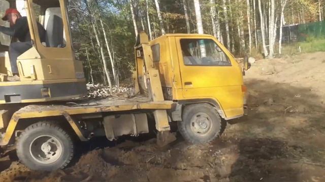 JCB 3 CX (Как мы пень в две тяги рвали) смотреть онлайн