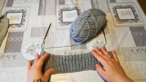 С Рождеством! Наконец-то связала кардиган из Drops air)))