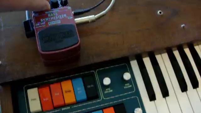 Hilltree - Behringer BSY- 600 with old GEM organ. смотреть онлайн