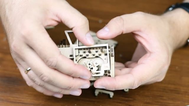 Собрал Действующий Автомобиль из Дерева / Ugears